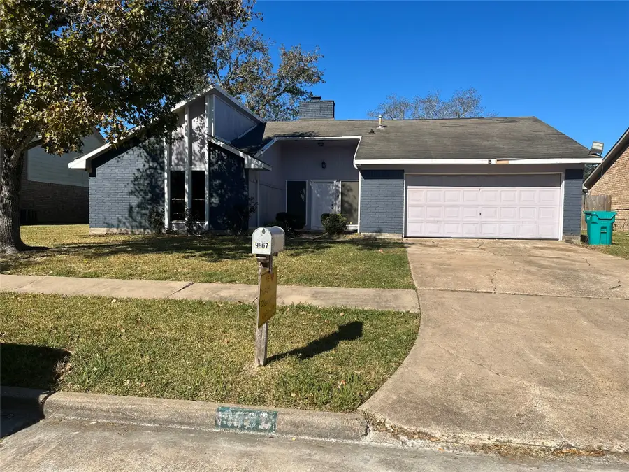 9867 Sageroyal Lane, Houston, TX 77089 - Image #2