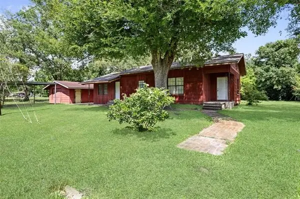 3218 Ann Drive, Orange, TX 77632