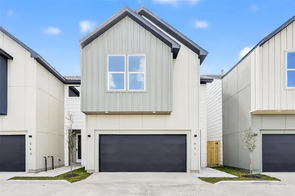 967 Highland Light Lane, Houston, TX 77091