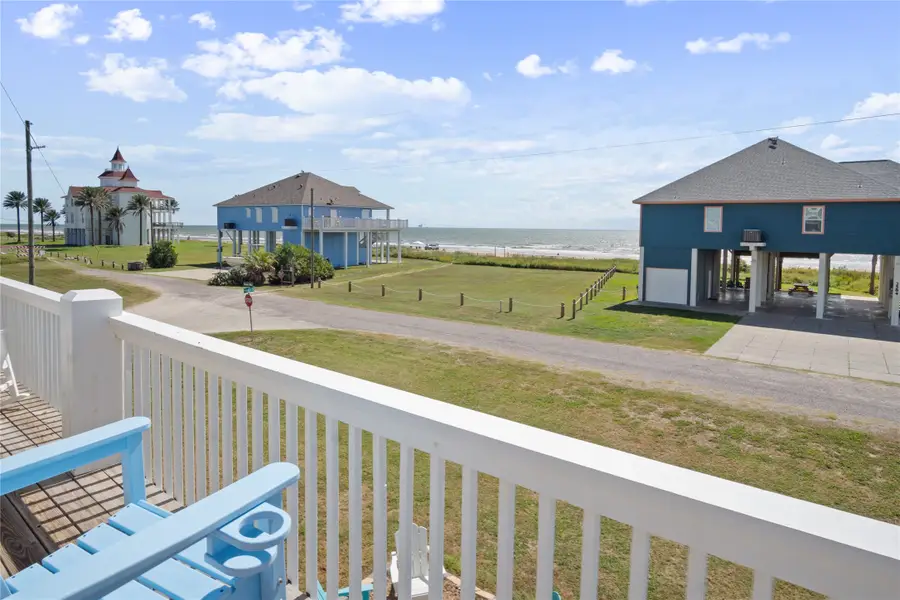 961 Hamilton Drive, Crystal Beach, TX 77650 - #2