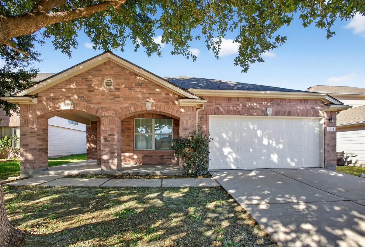 10635 Gold Finch Road, Baytown, TX 77523 - Image #1