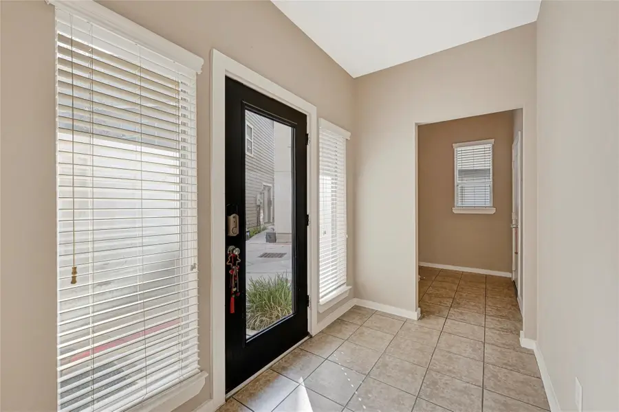 5311 Avenue J, Houston, TX 77011 - #2