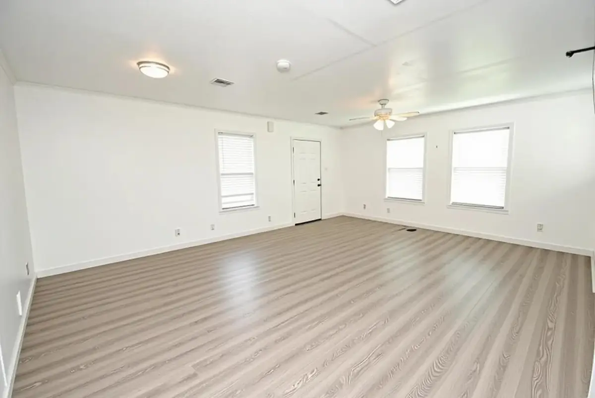 1231 W 7th Street, Freeport, TX 77541 - #1