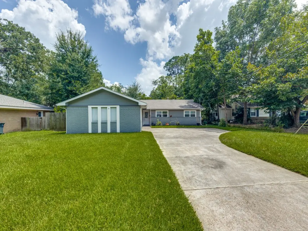 407 Lilly Boulevard, Conroe, TX 77301 - #1
