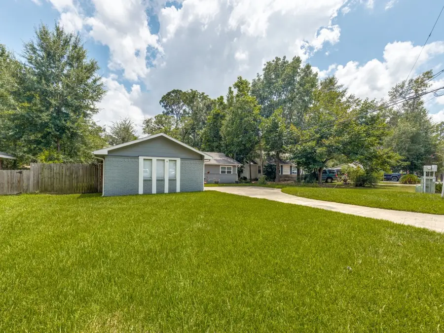 407 Lilly Boulevard, Conroe, TX 77301 - #2