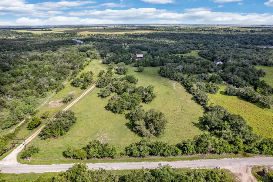 3042 County Road 452, Palacios, TX 77465 - Image #3