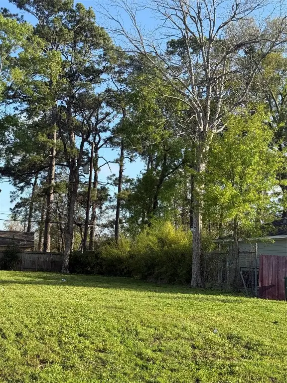 6211 Guadalupe Street, Houston, TX 77016