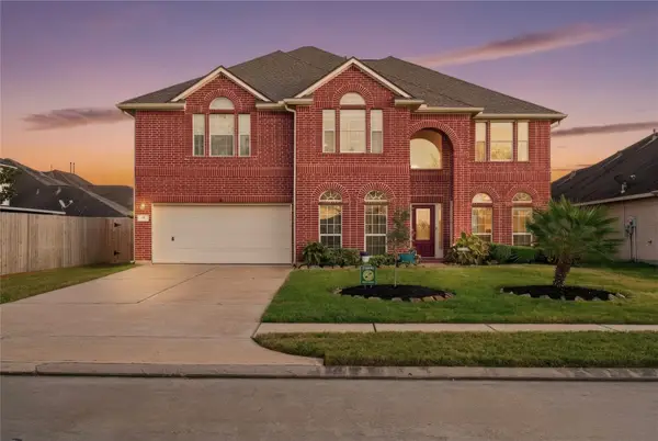 28 Atascadero Drive, Manvel, TX 77578