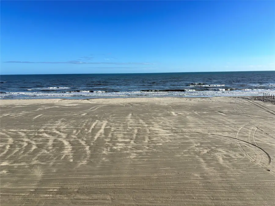 11949 Termini San Luis Pass Road #304, Galveston, TX 77554 - Image #3