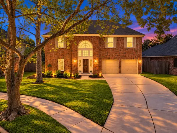 2922 Calendar Lake Drive, Missouri City, TX 77459