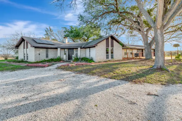 10957 N Us Highway 77, Schulenburg, TX 78956