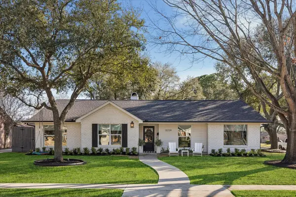 10739 Longmont Drive, Houston, TX 77042