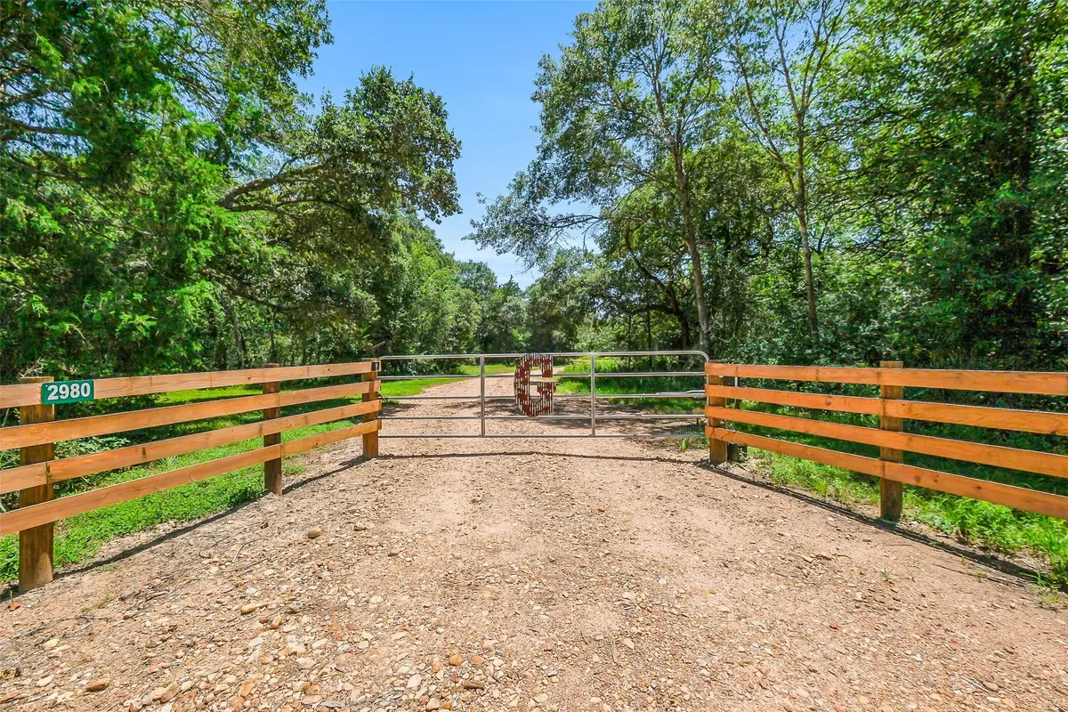 2980 S Ih 10, Weimar, TX 78962 - #1