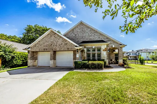 94 La Costa Drive, Montgomery, TX 77356
