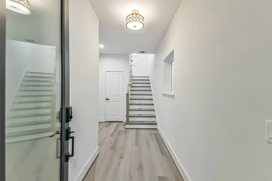 7705 Earl Rudder Way, Houston, TX 77055 - Image #2