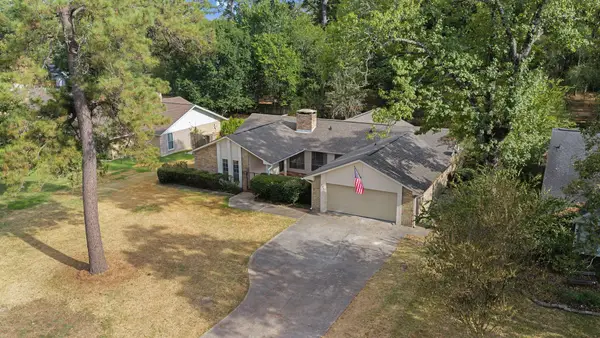 203 Trailwood Circle, Lufkin, TX 75904