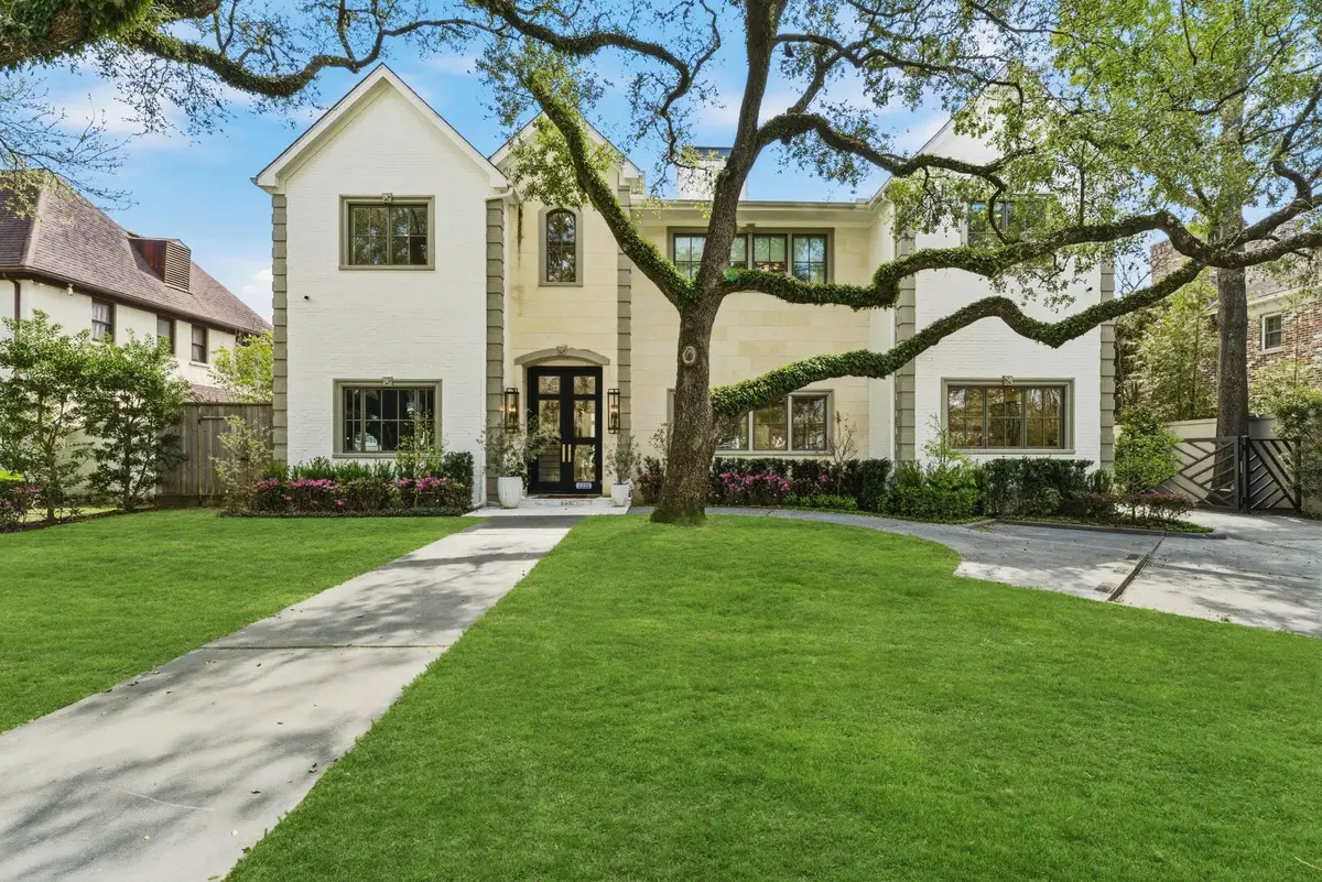 2211 Troon Road, Houston, TX 77019 - #1