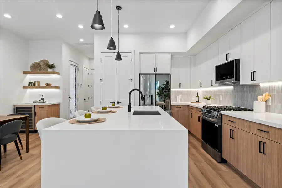 2706 Fox Street, Houston, TX 77003 - Image #2