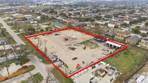 2902 Washington Drive, Houston, TX 77038