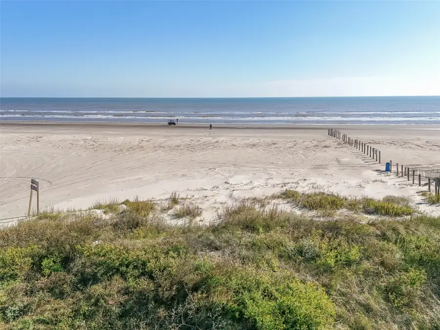 17403 Bristow Drive, Galveston, TX 77554 - Image #2
