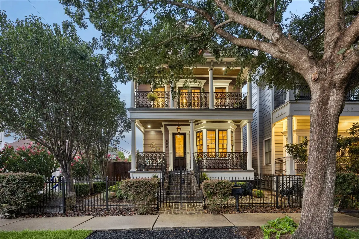 809 W 9th Street, Houston, TX 77007 - #1