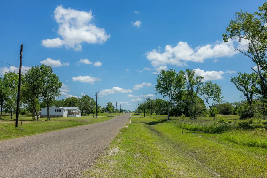 10649 Atakapan Trail, Bedias, TX 77831 - #3