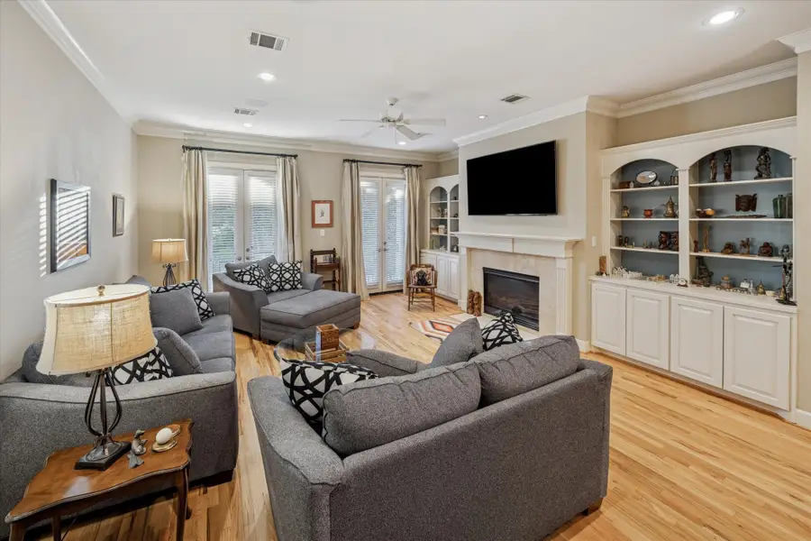 303 Birdsall Street #A, Houston, TX 77007 - #2