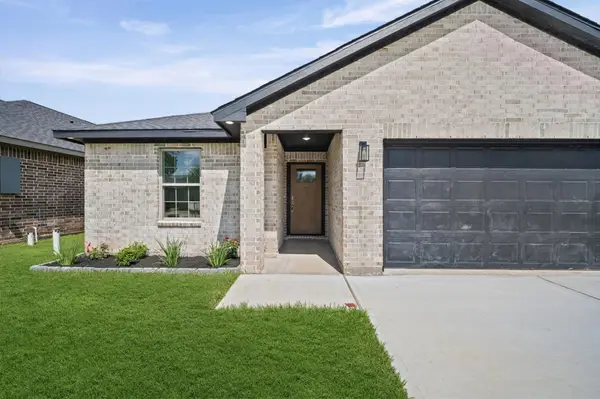 13110 Lake Conroe Bay Road, Willis, TX 77318
