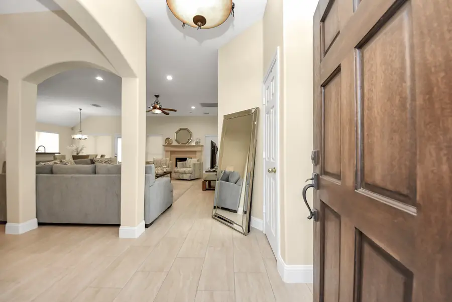 15511 Seminole Canyon Drive, Sugar Land, TX 77498 - #3