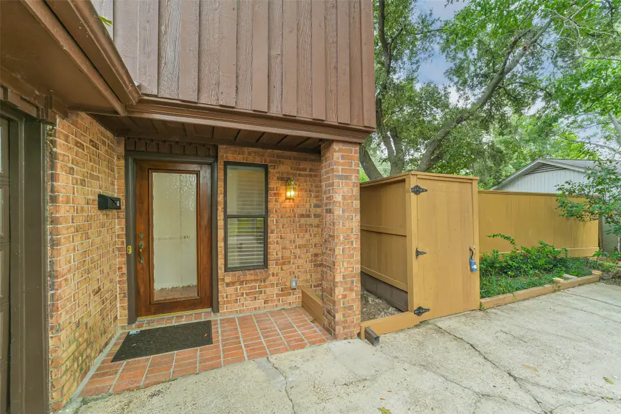 3111 Rockyridge Drive, Houston, TX 77063 - #2