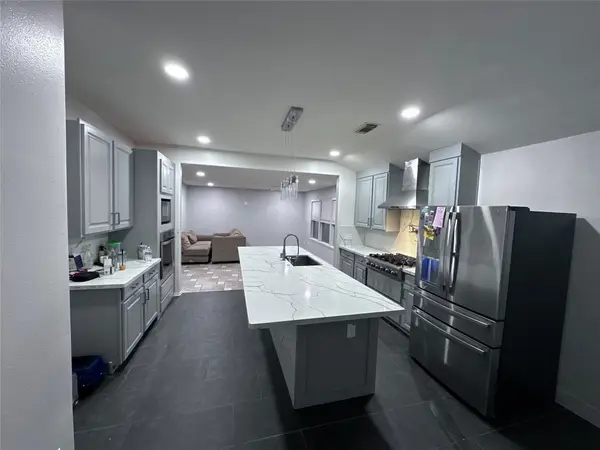 20802 Dewberry Creek Lane, Katy, TX 77449