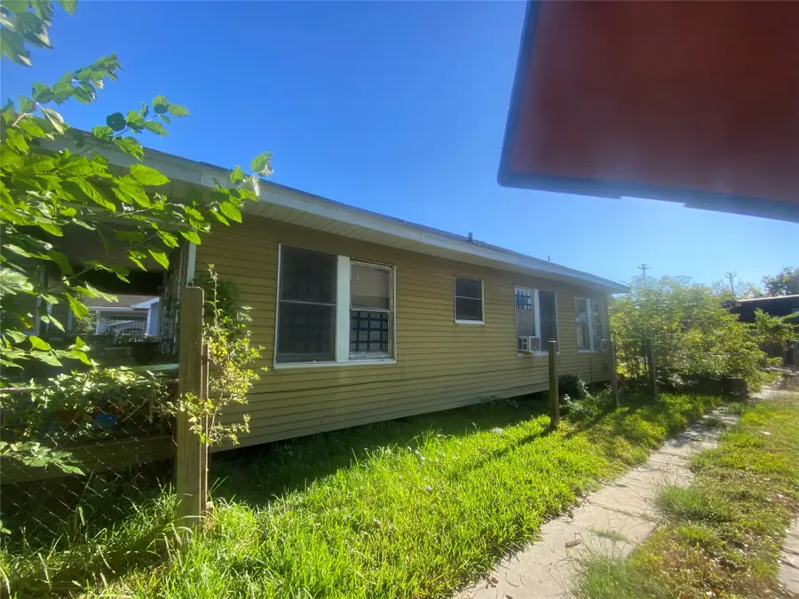 112 Glendale Street, Houston, TX 77012 - Image #2