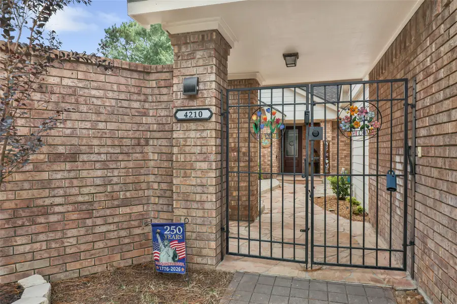 4210 Valley Glade Drive, Kingwood, TX 77345 - #2