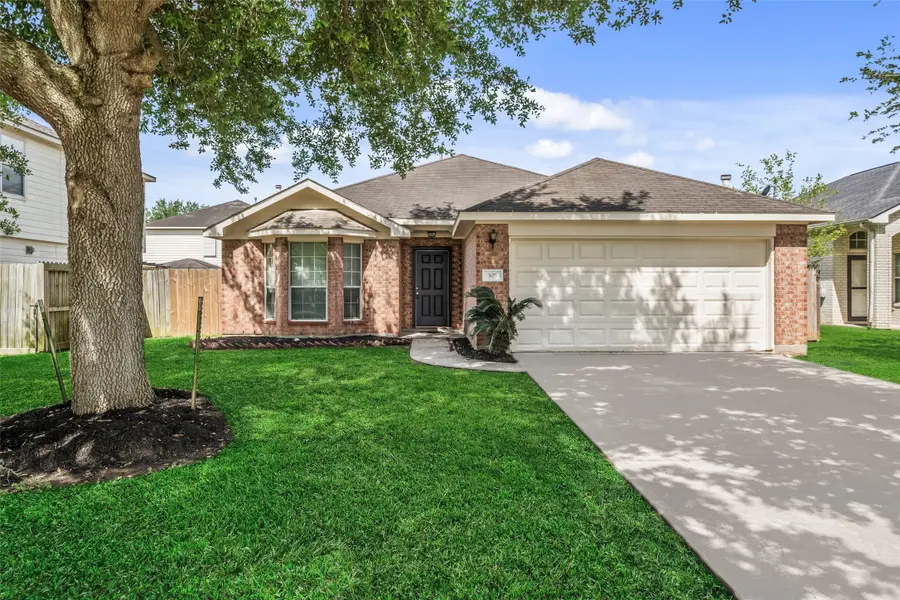 305 S Golden Oak Drive, Texas City, TX 77591 - #2