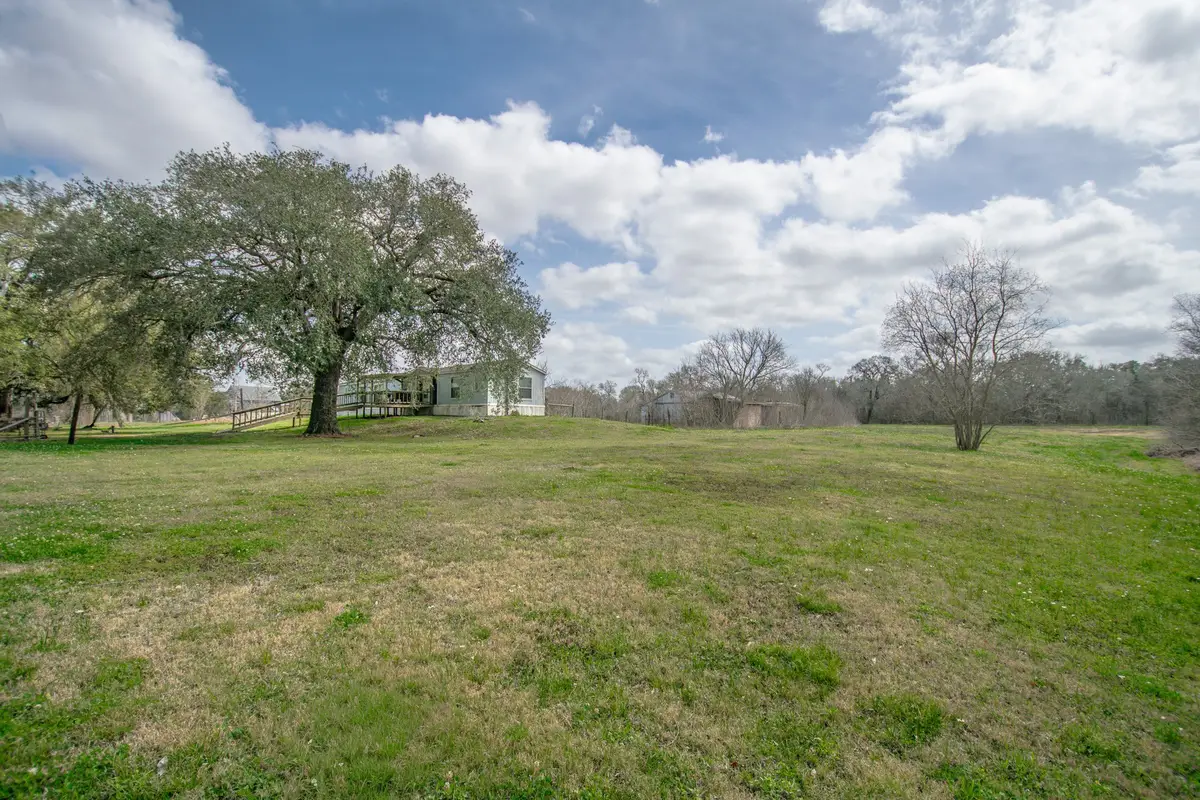 2801 County Road 444, Angleton, TX 77515 - #1