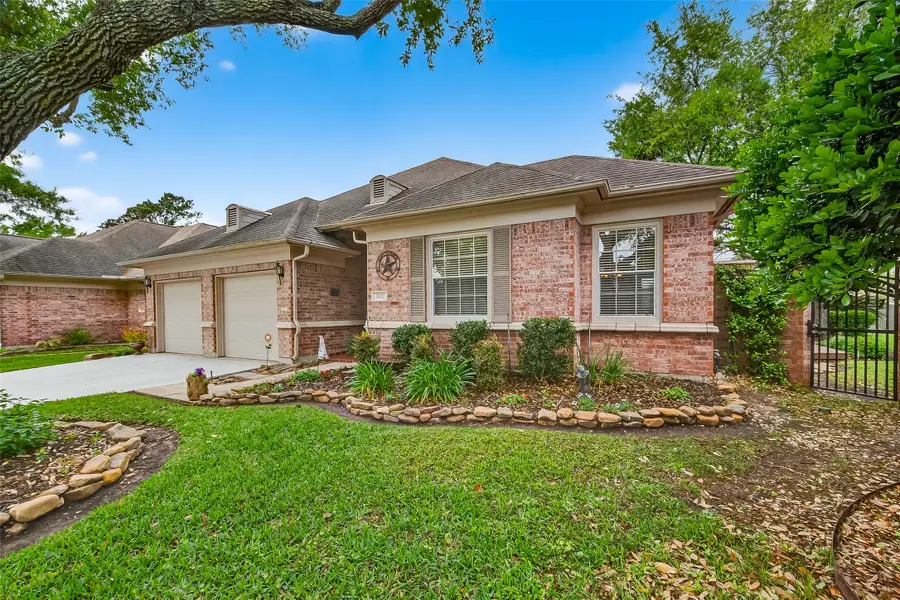 2827 Timber Briar Circle, Houston, TX 77059 - #2