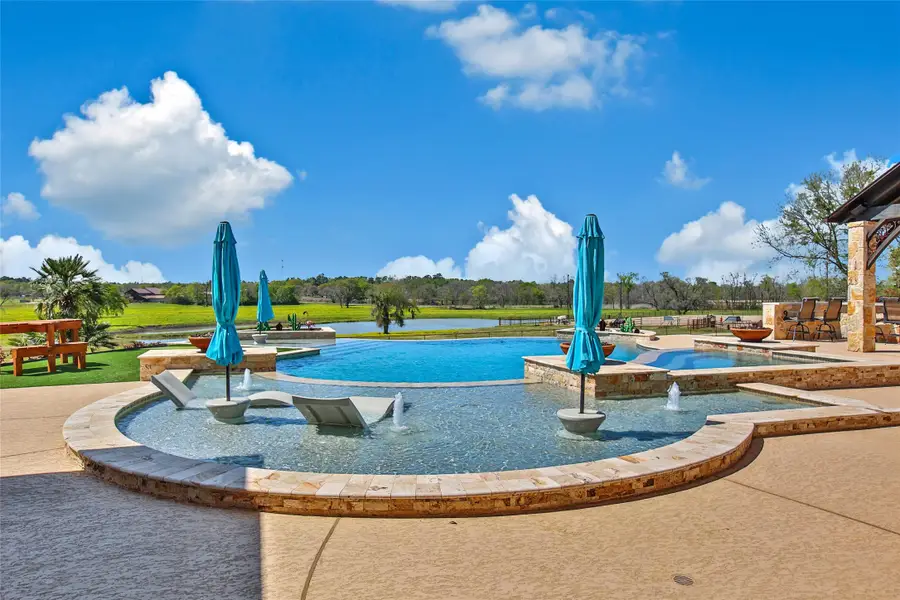 2289 Old Dobbin Road, Montgomery, TX 77316 - Image #2