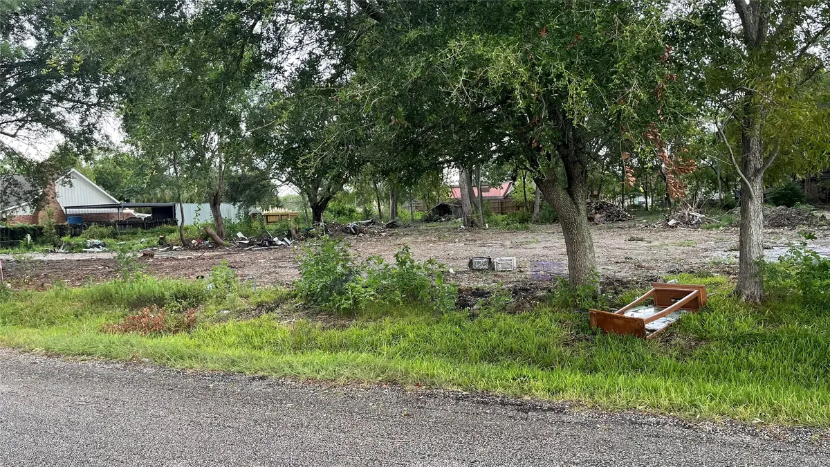 8100 S Kilarney Drive, Beaumont, TX 77705 - #1