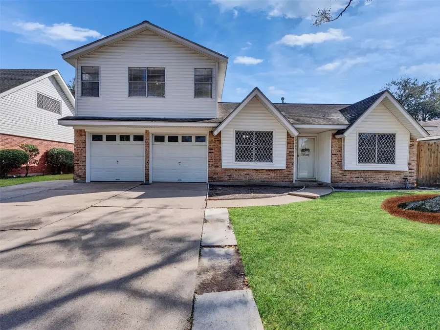 2305 Peach Lane, Pasadena, TX 77502 - #2