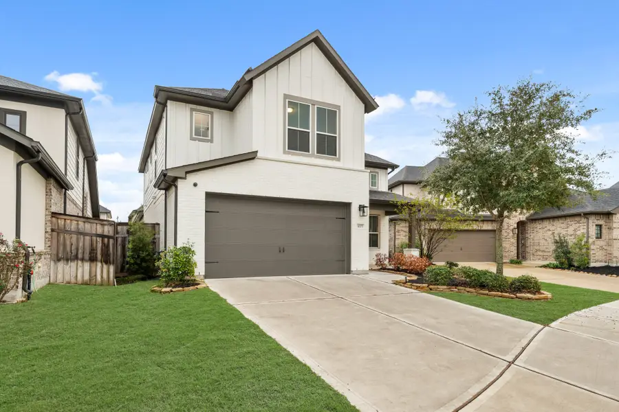 4115 Chloe Ridge Lane, Fulshear, TX 77441 - Image #2