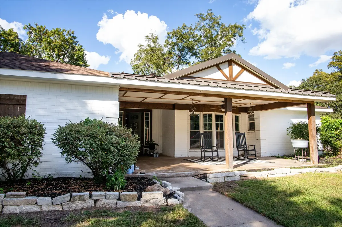 14902 Bernard Timbers Dr, East Bernard, TX 77435 - #1
