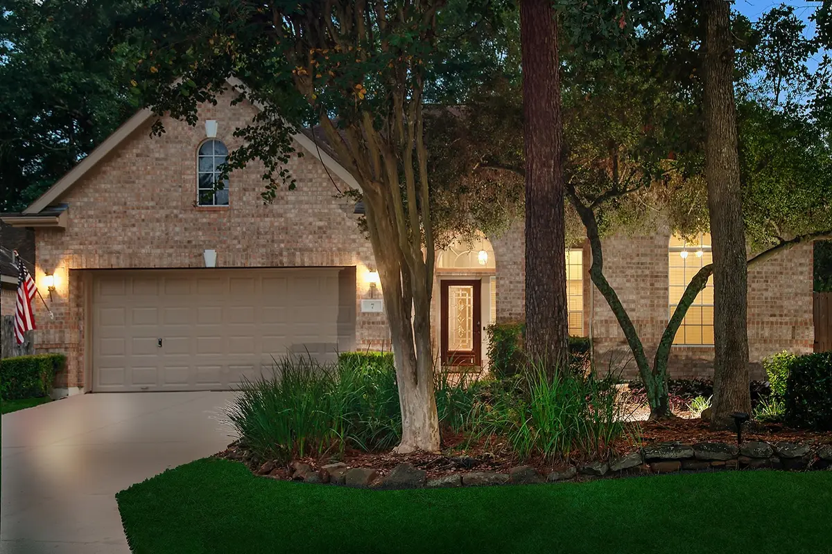 7 Coachman Ridge Place, The Woodlands, TX 77382 - Image #1