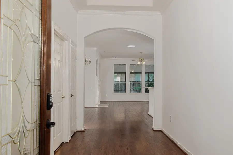 7 Coachman Ridge Place, The Woodlands, TX 77382 - Image #3