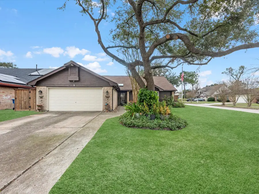 7735 Leafbrook Lane, Spring, TX 77379 - Image #2