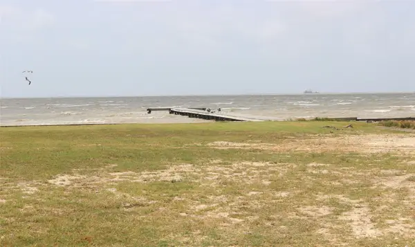 3418 Beachside Boulevard, Palacios, TX 77465
