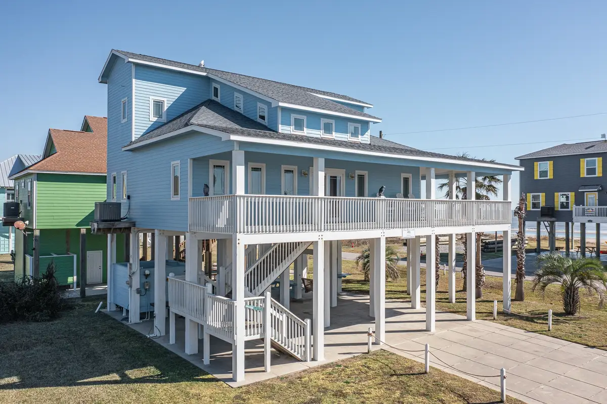 1325 Emerald Drive, Crystal Beach, TX 77650 - #1