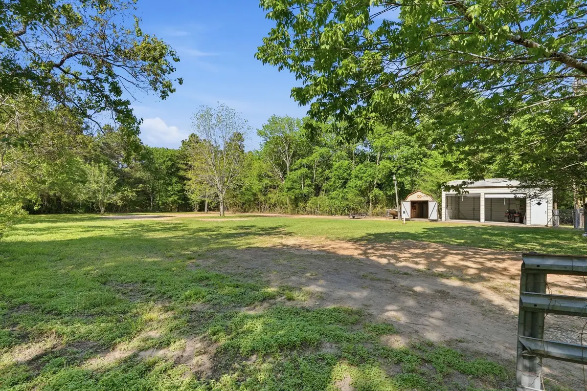 2377 Us Highway 190, Huntsville, TX 77340 - #1