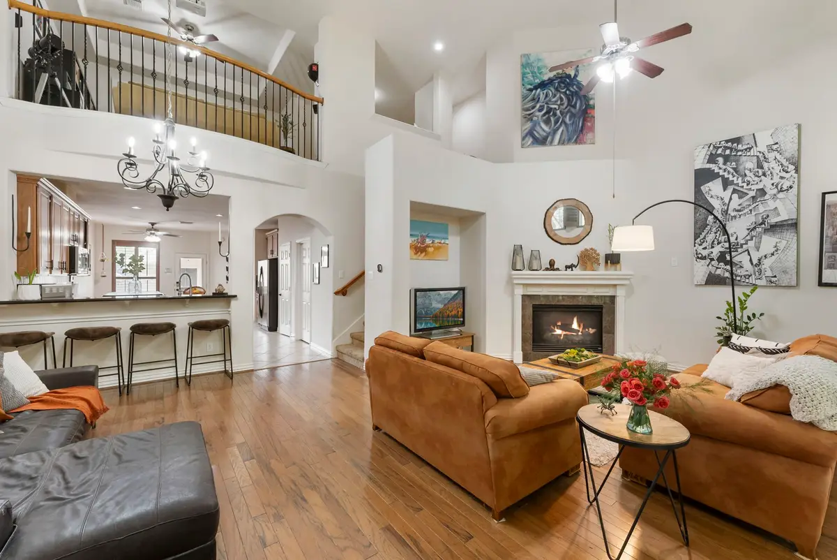 27 Medley Lane, The Woodlands, TX 77382 - Image #1