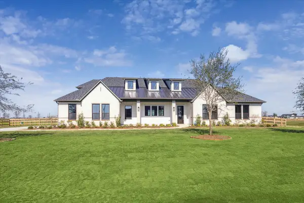 1020 Lake Breeze Drive, Waller, TX 77484