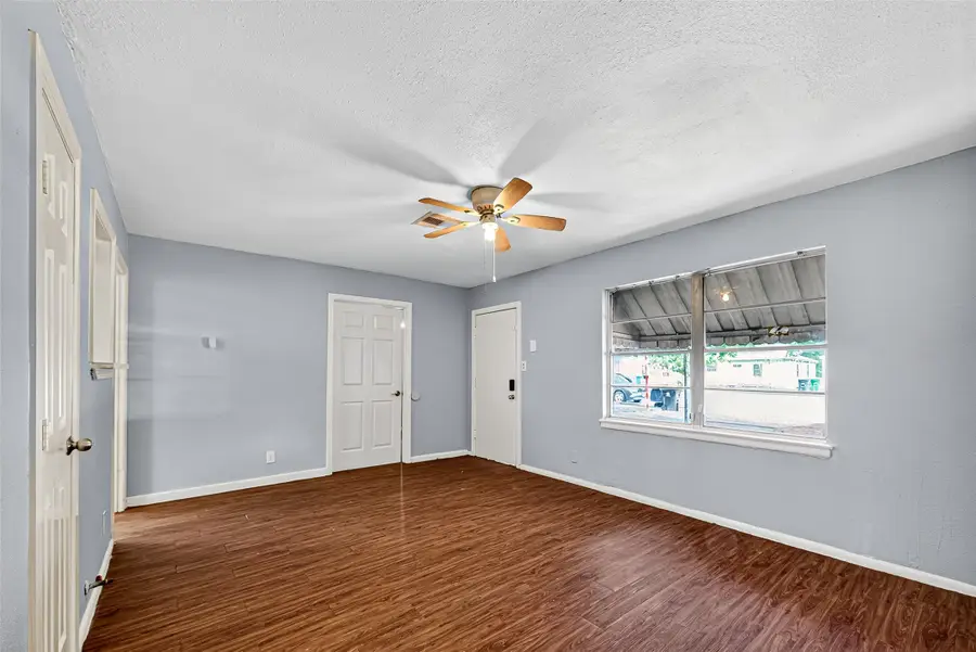 10106 Sierra Drive, Houston, TX 77051 - #3